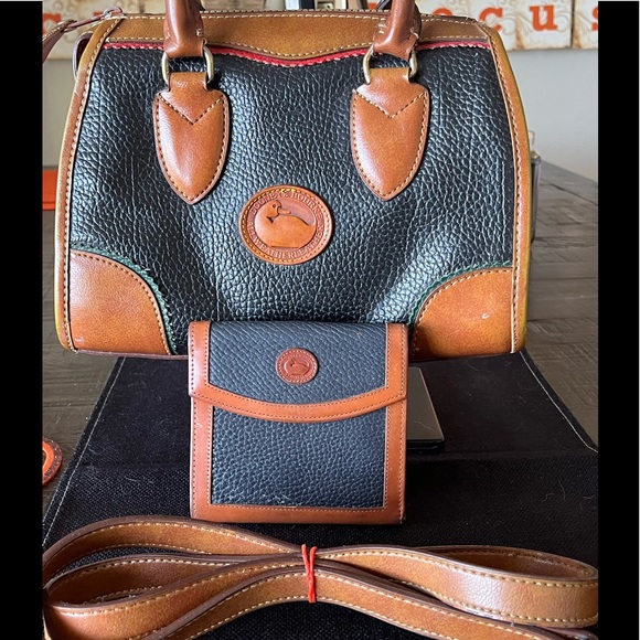 Dooney and Bourke Set - Picture 1 of 9